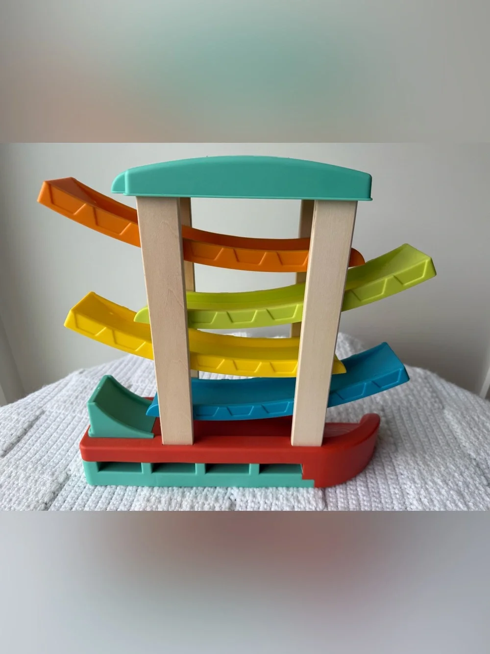 Gigglescape Wooden Race Car Ramp